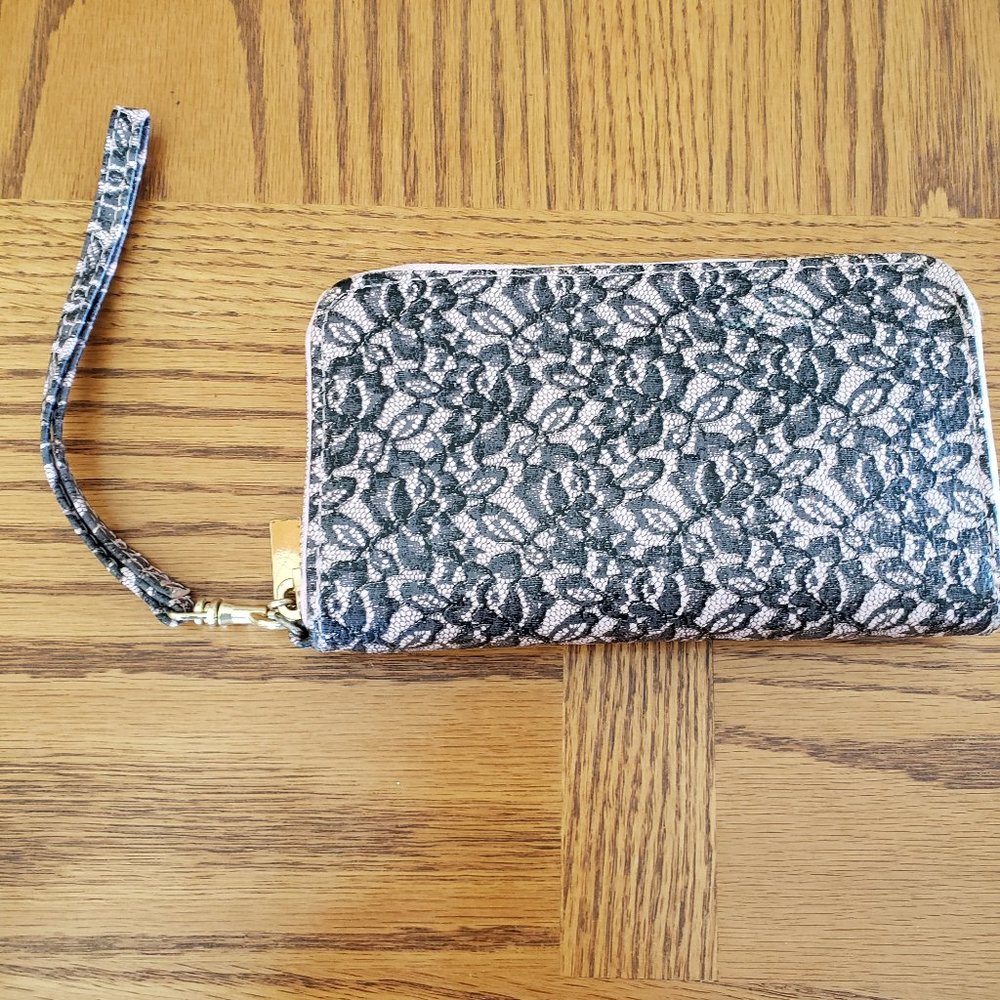 Pink Lace Wallet *BUY 1 GET 1 50% OFF*